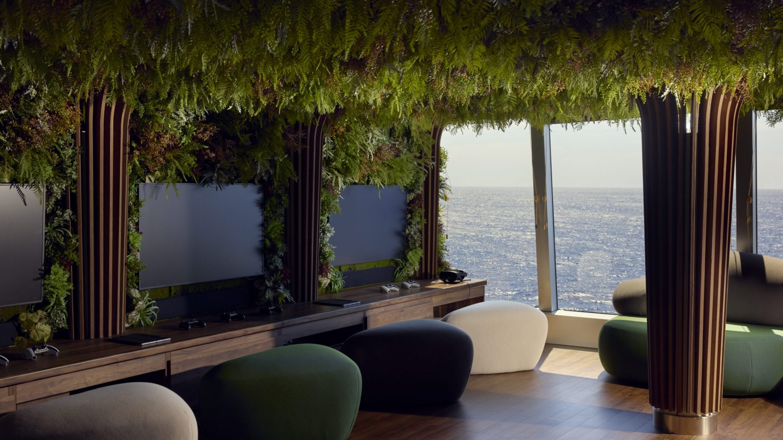 EXPLORA I Nautilus Lounge- Explora Journeys