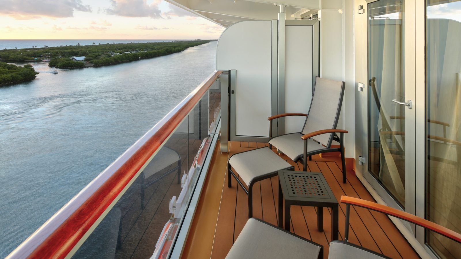 Ocen View Verandah Stateroom Cat. VA - Balcony - Room #8135 Deck 8 Midship Starboard
Rotterdam - Holland America Line