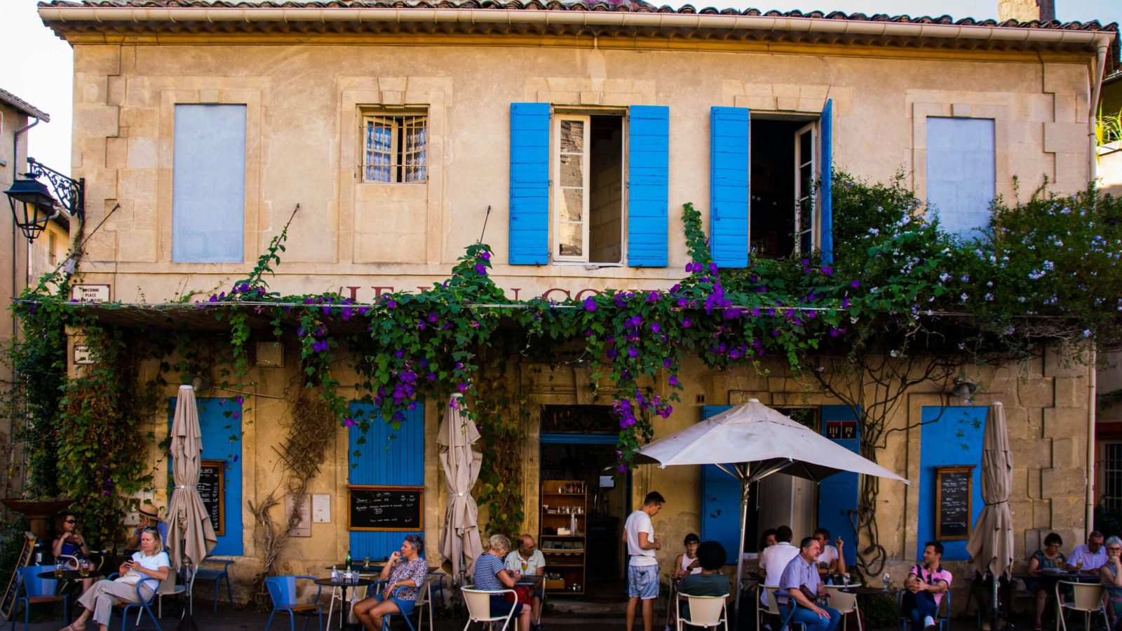 arles